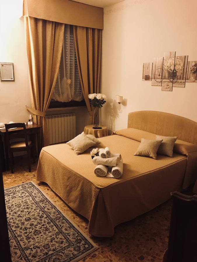 Lady Rose Bed & Breakfast Pisa Eksteriør billede