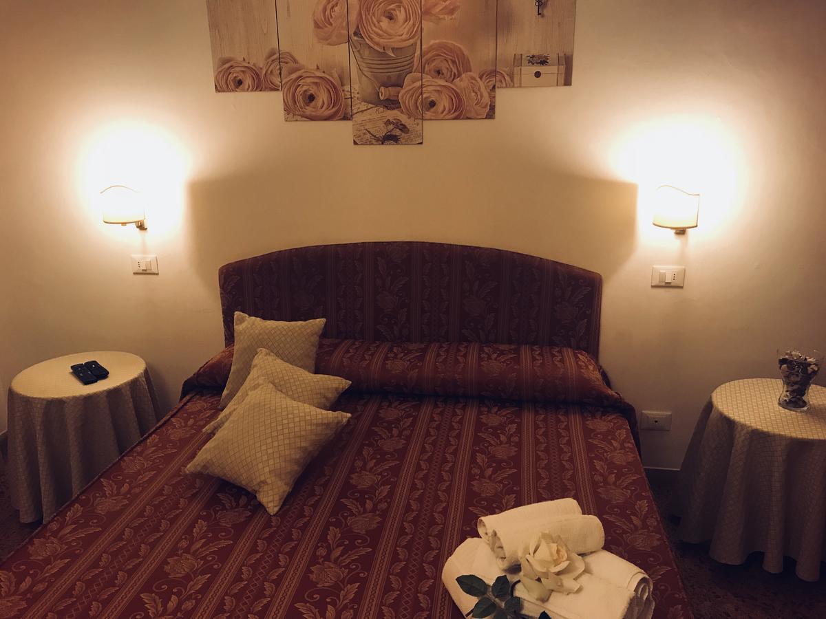 Lady Rose Bed & Breakfast Pisa Eksteriør billede